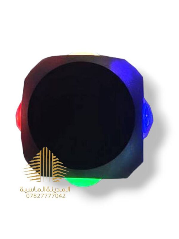 موجه جداري رباعي ملون
